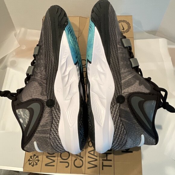 NIB Nike Kyrie 8  Black/Mercury Grey-White‎ Mens Size 11 DJ6017-001 Father’s Day main image 5